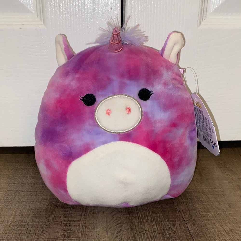 Lola the Unicorn Squishmallow